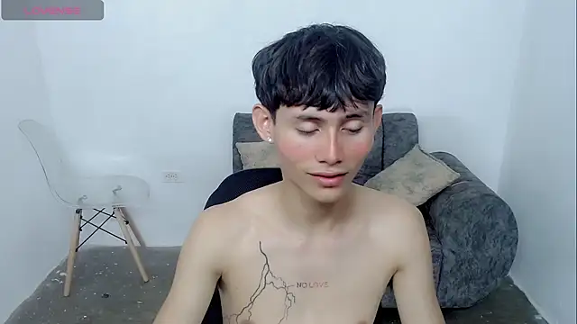 tanjiro cute online show from 12/16/24, 04:02