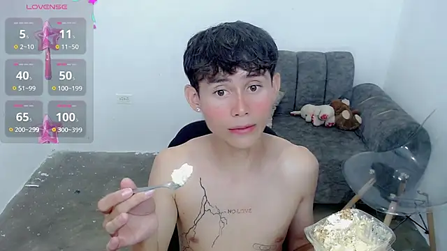 tanjiro cute online show from 12/31/24, 06:59