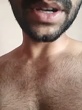 Vignesh3246 online show from 06/06/26, 11:37