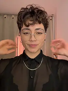 Snapshot of Chriss_gomez2 chatting on 03/19/26, 05:22 Chriss gomez2 online show from 03/19/26, 05:22