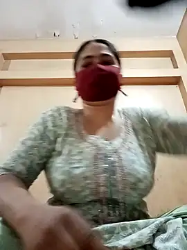 Magical Girl- online show from 01/28/25, 03:36