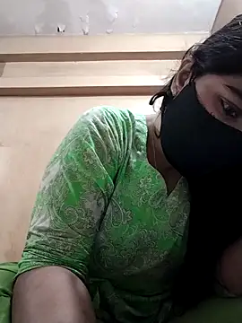 Magical Girl- online show from 10/29/25, 03:20