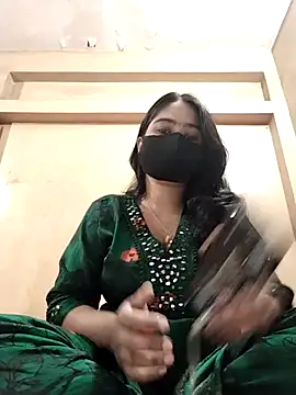 Magical Girl- online show from 12/14/25, 03:56