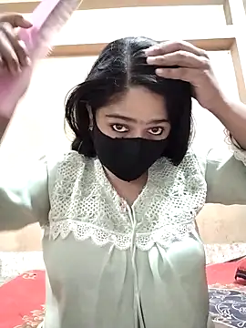 Snapshot of Magical_Girl- chatting on 01/07/26, 04:04 Magical Girl- online show from 01/07/26, 04:04