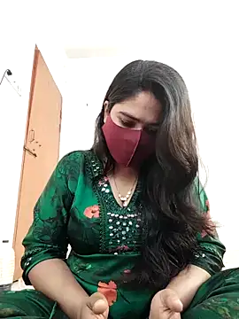 Snapshot of Magical_Girl- chatting on 02/19/26, 03:57 Magical Girl- online show from 02/19/26, 03:57