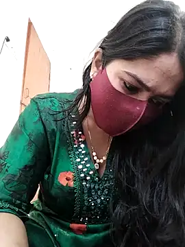 Snapshot of Magical_Girl- chatting on 03/08/26, 04:05 Magical Girl- online show from 03/08/26, 04:05