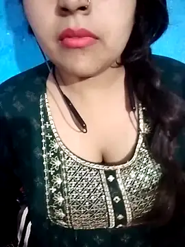 Love-Veronica online show from 05/01/26, 06:23
