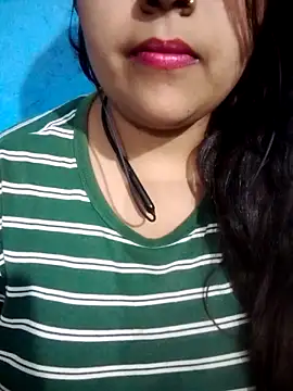 Love-Veronica online show from 05/05/26, 01:52