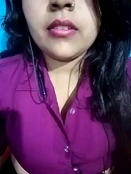 Love-Veronica online show from 05/06/26, 12:10