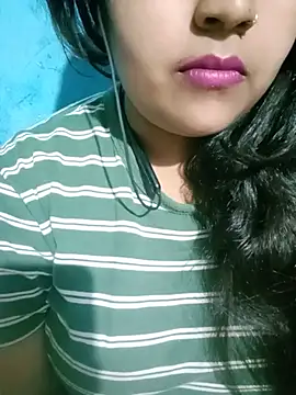 Love-Veronica online show from 06/16/26, 07:05