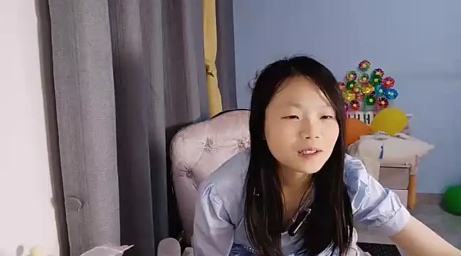 Lena-yyds online show from 03/03/25, 10:42