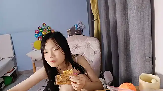 Lena-yyds online show from 03/08/25, 02:01