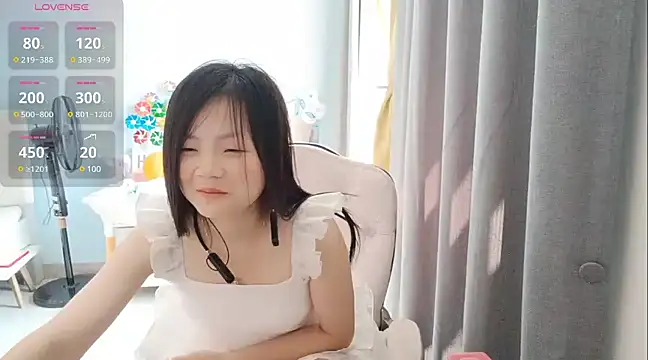 Lena-yyds online show from 03/22/25, 02:05