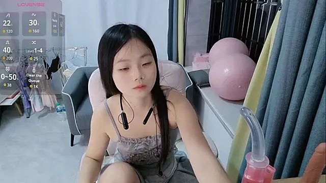 Lena-yyds online show from 10/02/25, 05:20