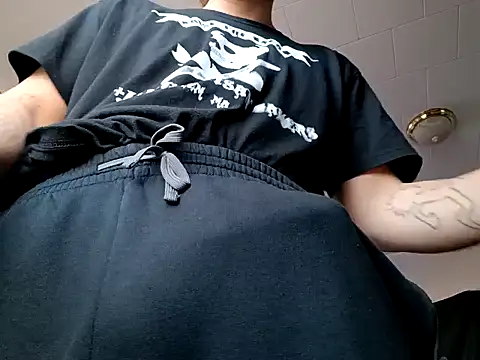 Snapshot of ChuckyyDee chatting on 12/25/24, 10:39 ChuckyyDee online show from 12/25/24, 10:39