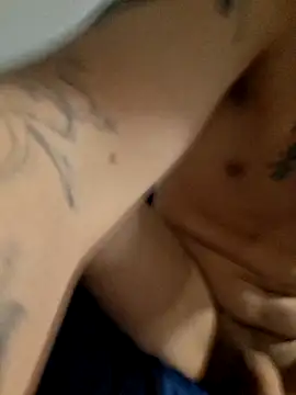 Snapshot of ChuckyyDee chatting on 11/02/25, 10:34 ChuckyyDee online show from 11/02/25, 10:34