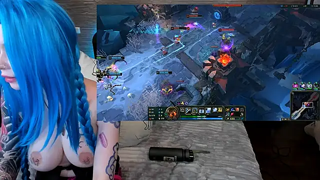 Snapshot of Lust_One_ chatting on 01/09/25, 08:33 Lust One  online show from 01/09/25, 08:33