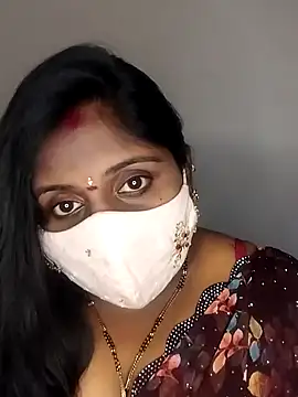 Snapshot of Sexy_Radhikaa chatting on 02/15/25, 05:41 Sexy Radhikaa online show from 02/15/25, 05:41