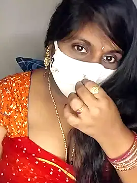 Snapshot of Sexy_Radhikaa chatting on 02/26/25, 10:36 Sexy Radhikaa online show from 02/26/25, 10:36