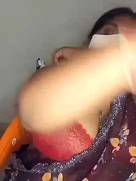 Snapshot of Sexy_Radhikaa chatting on 03/10/25, 07:07 Sexy Radhikaa online show from 03/10/25, 07:07