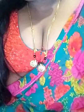 Snapshot of Sexy_Radhikaa chatting on 11/01/25, 03:19 Sexy Radhikaa online show from 11/01/25, 03:19