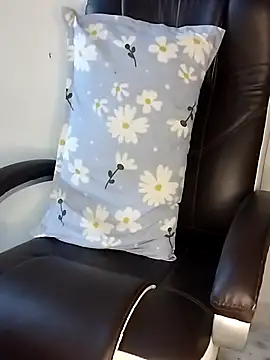 Sexy Radhikaa online show from 05/13/26, 11:55