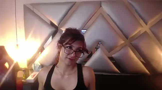 Snapshot of EndlessNightfx chatting on 01/11/25, 07:17 EndlessNightfx online show from 01/11/25, 07:17