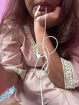  nishalove19 online show from 02/01/25, 10:13