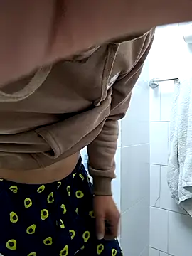 Snapshot of tula_chyk chatting on 12/04/24, 12:14 tula chyk online show from 12/04/24, 12:14