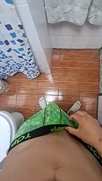 Snapshot of tula_chyk chatting on 11/03/25, 01:19 tula chyk online show from 11/03/25, 01:19