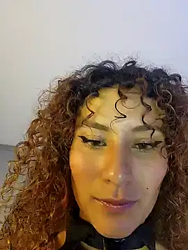 Snapshot of varenkaivanova_22 chatting on 12/31/24, 07:10 varenkaivanova 22 online show from 12/31/24, 07:10