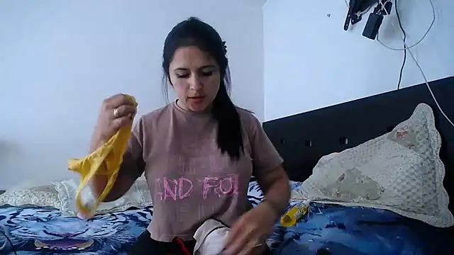 princehermosa44 online show from 06/25/26, 07:51