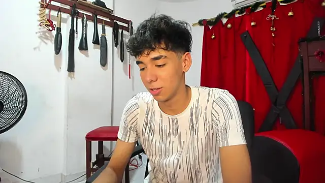 Harry LatinBoy online show from 12/17/24, 07:59