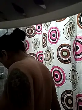 Snapshot of Naomy_veracruz_ chatting on 12/04/25, 10:02 Naomy veracruz online show from 12/04/25, 10:02