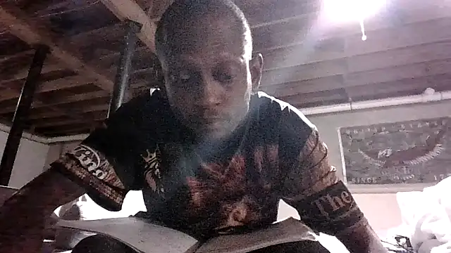 Snapshot of KinGKane84 chatting on 12/08/24, 06:54 KinGKane84 online show from 12/08/24, 06:54