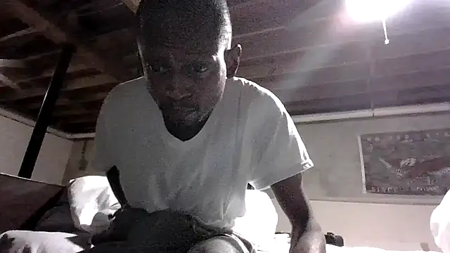 Snapshot of KinGKane84 chatting on 12/11/24, 07:20 KinGKane84 online show from 12/11/24, 07:20