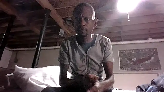 Snapshot of KinGKane84 chatting on 12/18/24, 08:31 KinGKane84 online show from 12/18/24, 08:31