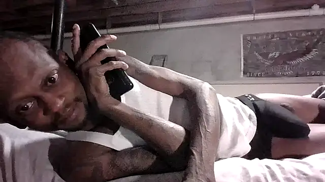 Snapshot of KinGKane84 chatting on 12/27/24, 08:35 KinGKane84 online show from 12/27/24, 08:35