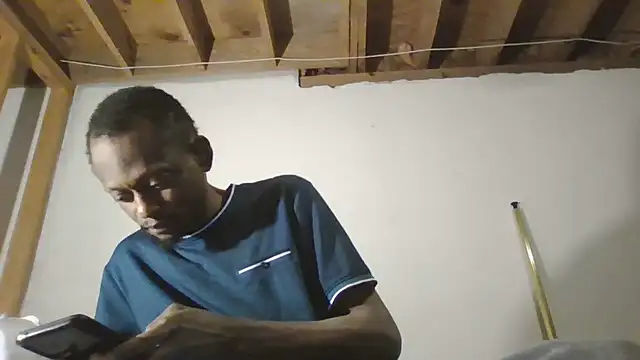 Snapshot of KinGKane84 chatting on 01/25/25, 10:28 KinGKane84 online show from 01/25/25, 10:28