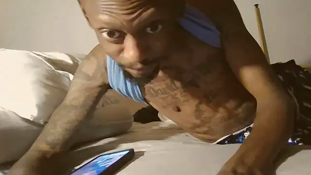 Snapshot of KinGKane84 chatting on 03/18/25, 04:37 KinGKane84 online show from 03/18/25, 04:37