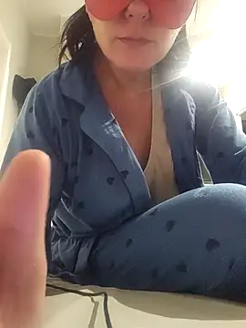 Vagabondainnamorata online show from 10/18/25, 05:32