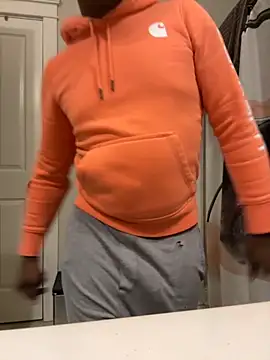 Snapshot of Bignc chatting on 10/18/25, 03:09 Bignc online show from 10/18/25, 03:09