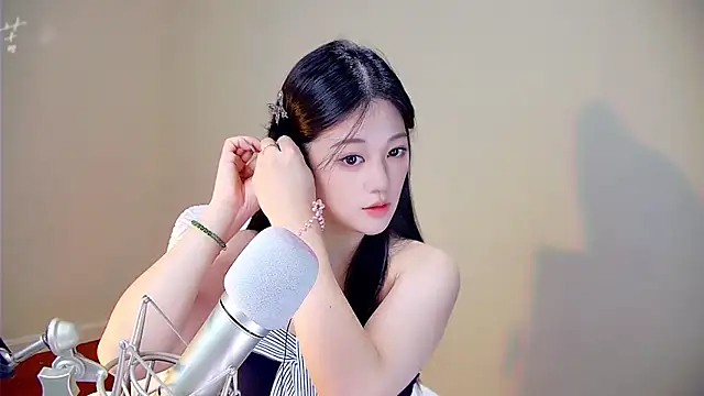 memeda online show from 10/24/25, 03:08