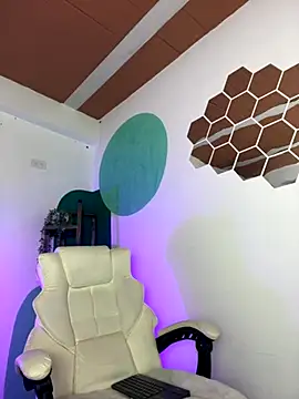 LollaByer online show from 10/04/25, 10:08