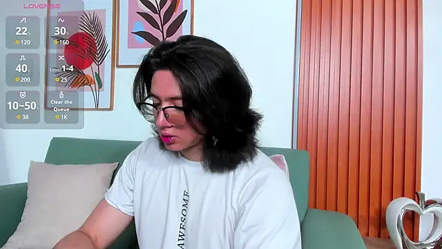 Snapshot of AngelBennet_ chatting on 01/25/25, 03:40 AngelBennet online show from 01/25/25, 03:40