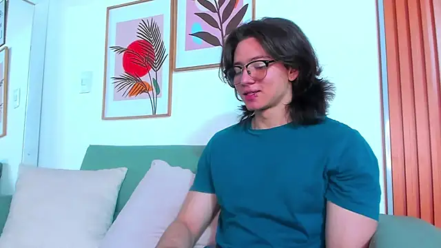 Snapshot of AngelBennet_ chatting on 01/31/25, 02:58 AngelBennet online show from 01/31/25, 02:58