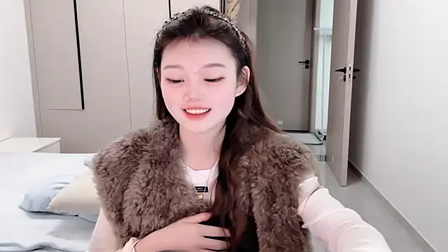 yangyang-1115 online show from 10/29/25, 04:04