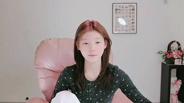 yangyang-1115 online show from 05/10/26, 04:50