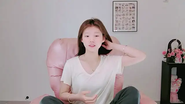 yangyang-1115 online show from 05/18/26, 05:46