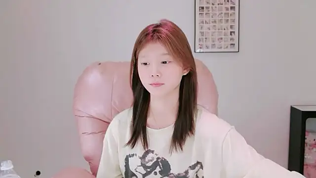 yangyang-1115 online show from 05/27/26, 11:07